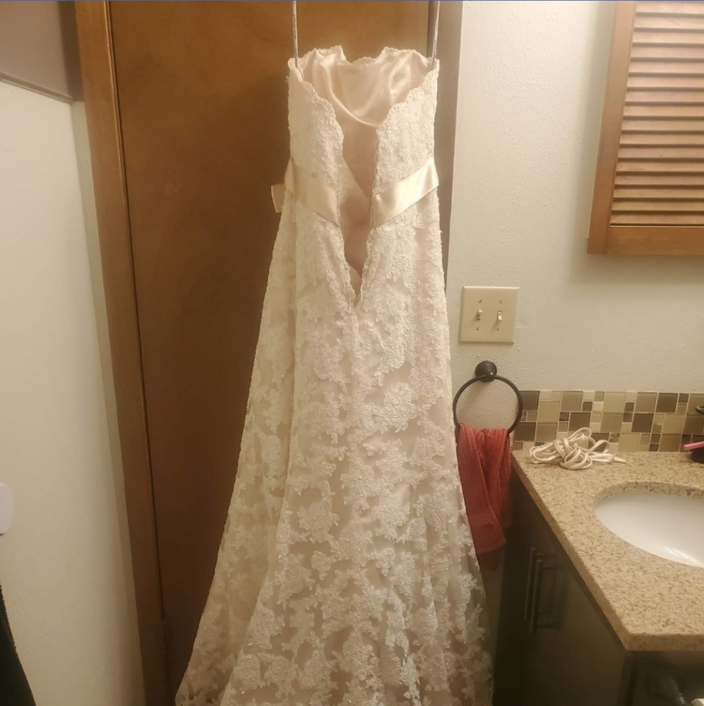 Maggie Sottero Wedding Dress